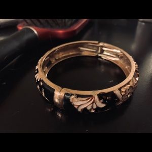 Bracelet black and white enamel gold bangle🤗